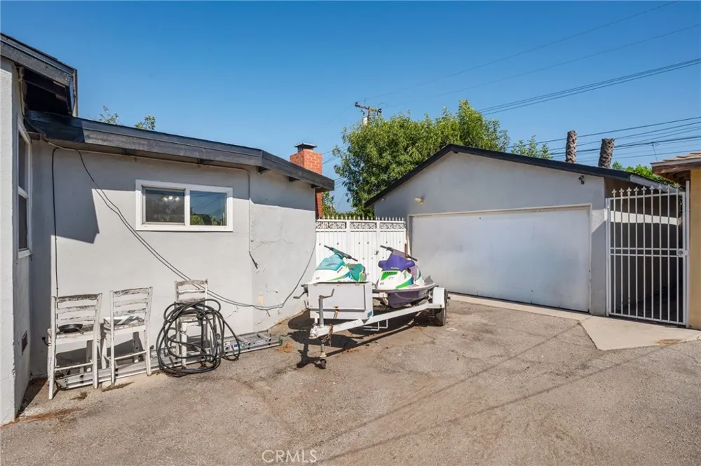 1008 League Avenue La Puente, CA 91744