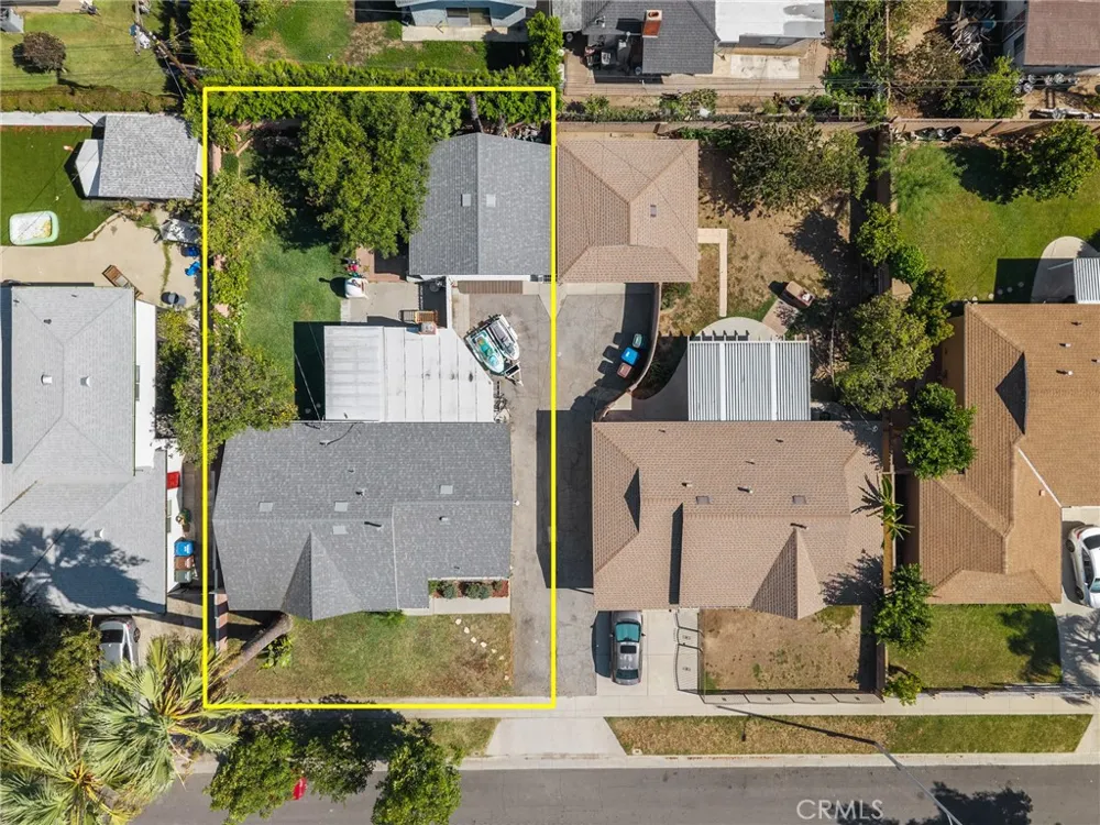1008 League Avenue La Puente, CA 91744