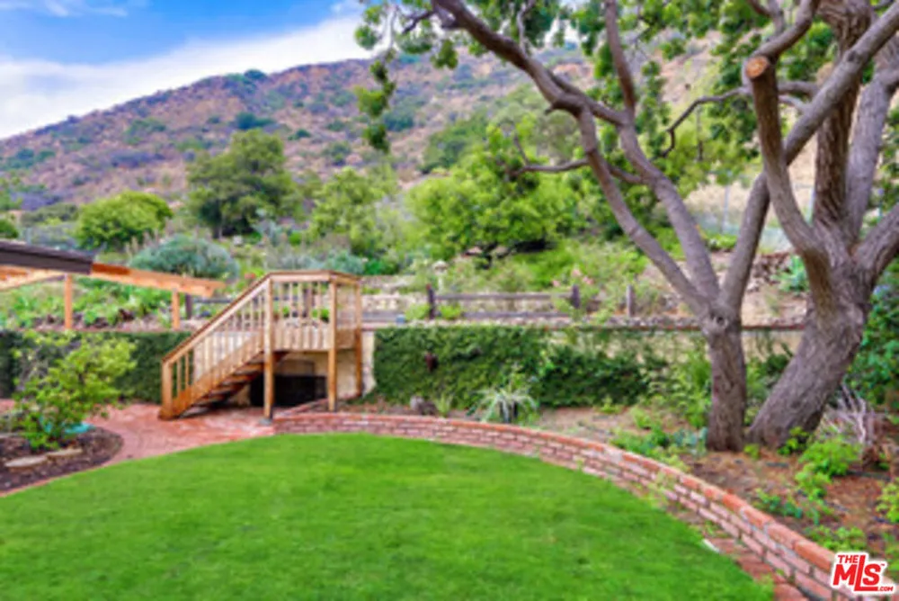 5942 Paseo Canyon Drive Malibu, CA 90265