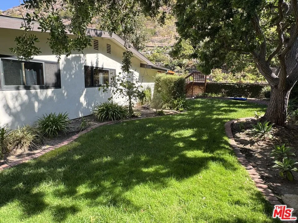 5942 Paseo Canyon Drive Malibu, CA 90265