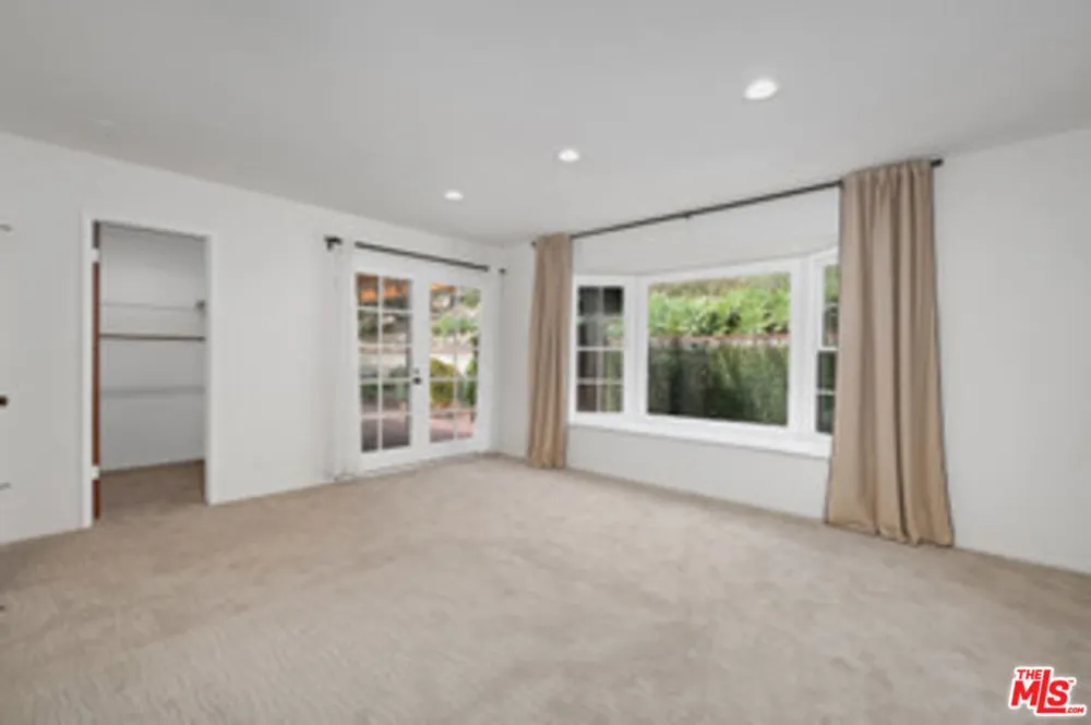 5942 Paseo Canyon Drive Malibu, CA 90265