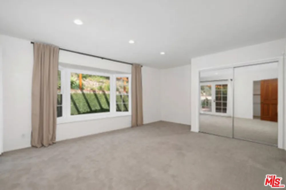 5942 Paseo Canyon Drive Malibu, CA 90265