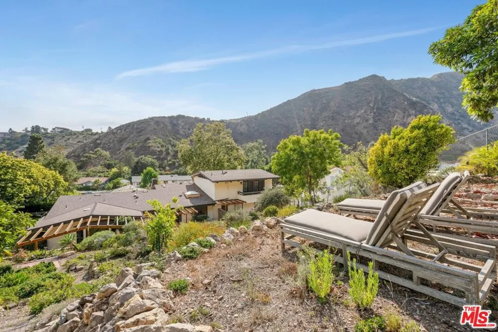 5942 Paseo Canyon Drive Malibu, CA 90265