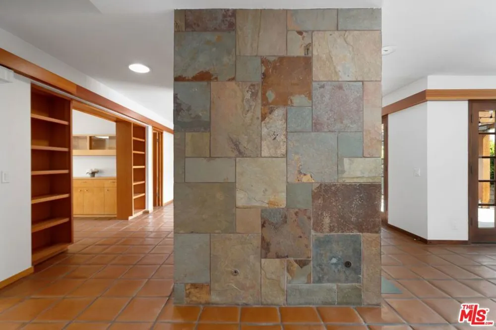 5942 Paseo Canyon Drive Malibu, CA 90265