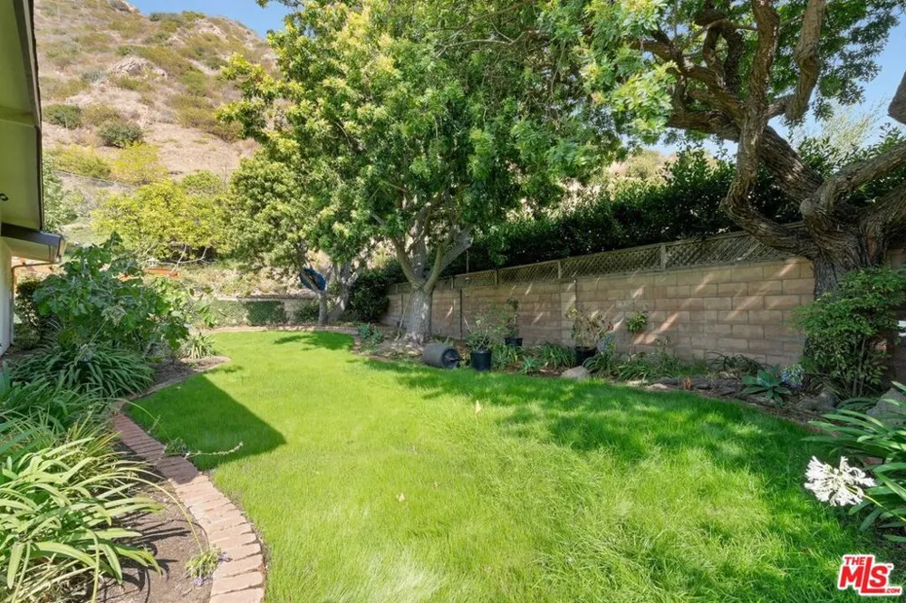 5942 Paseo Canyon Drive Malibu, CA 90265