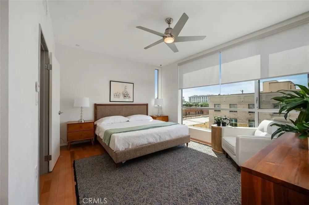 285 W 6th St #326 San Pedro, CA 90731