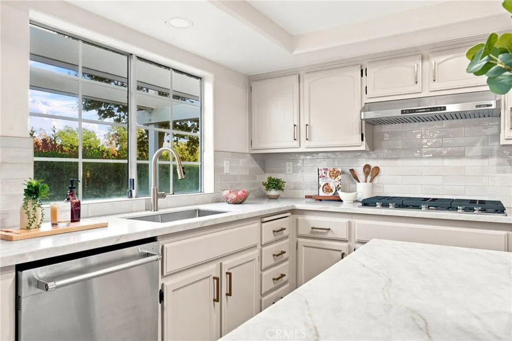 6515 Napa Rancho Cucamonga, CA 91701
