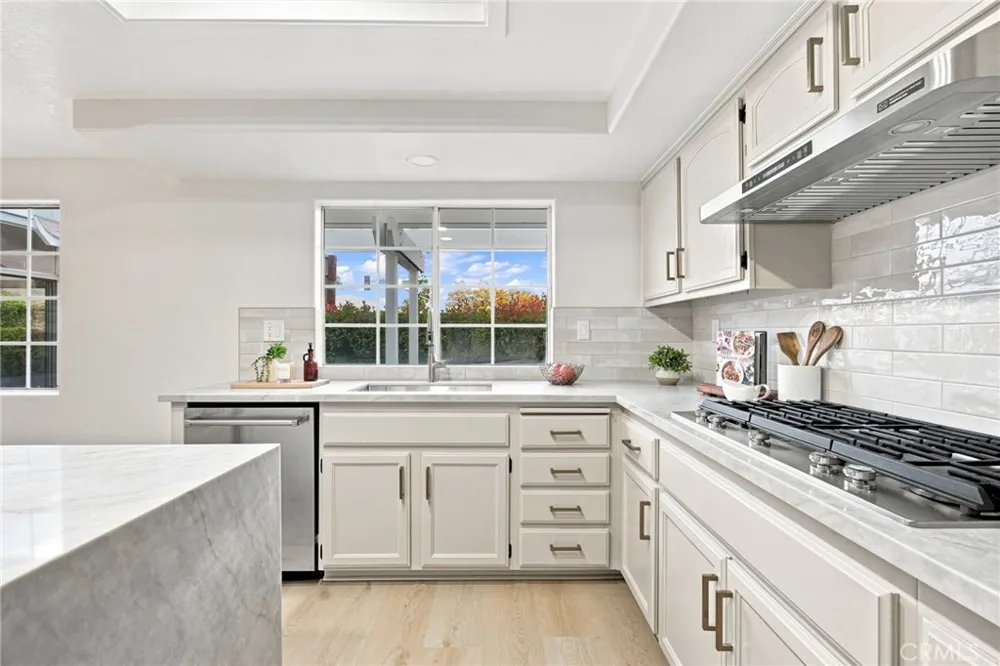 6515 Napa Rancho Cucamonga, CA 91701