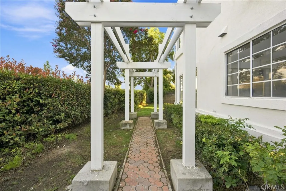 6515 Napa Rancho Cucamonga, CA 91701