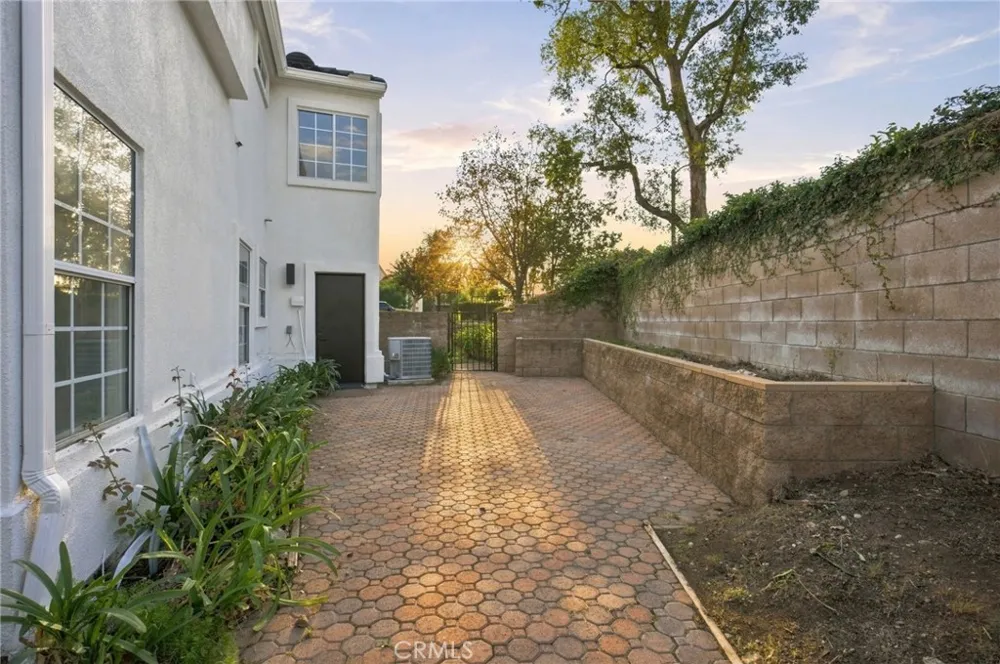 6515 Napa Rancho Cucamonga, CA 91701