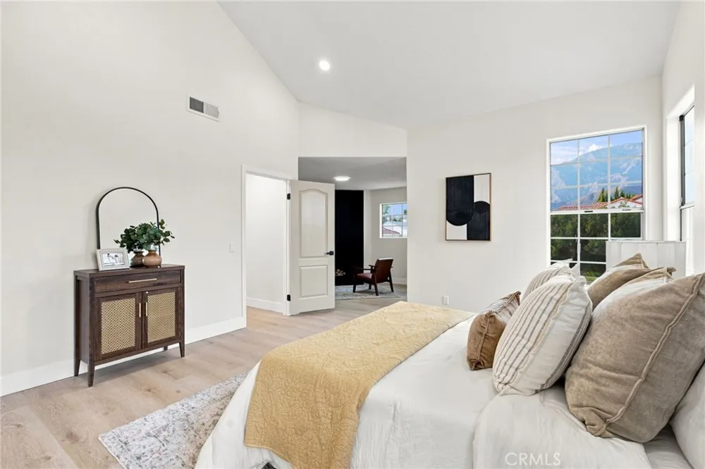 6515 Napa Rancho Cucamonga, CA 91701