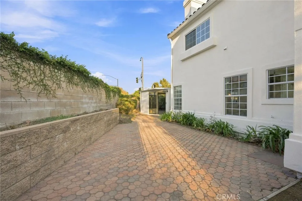 6515 Napa Rancho Cucamonga, CA 91701