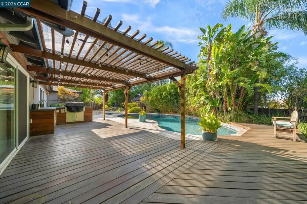 5849 Mitchell Canyon Ct Clayton, CA 94517