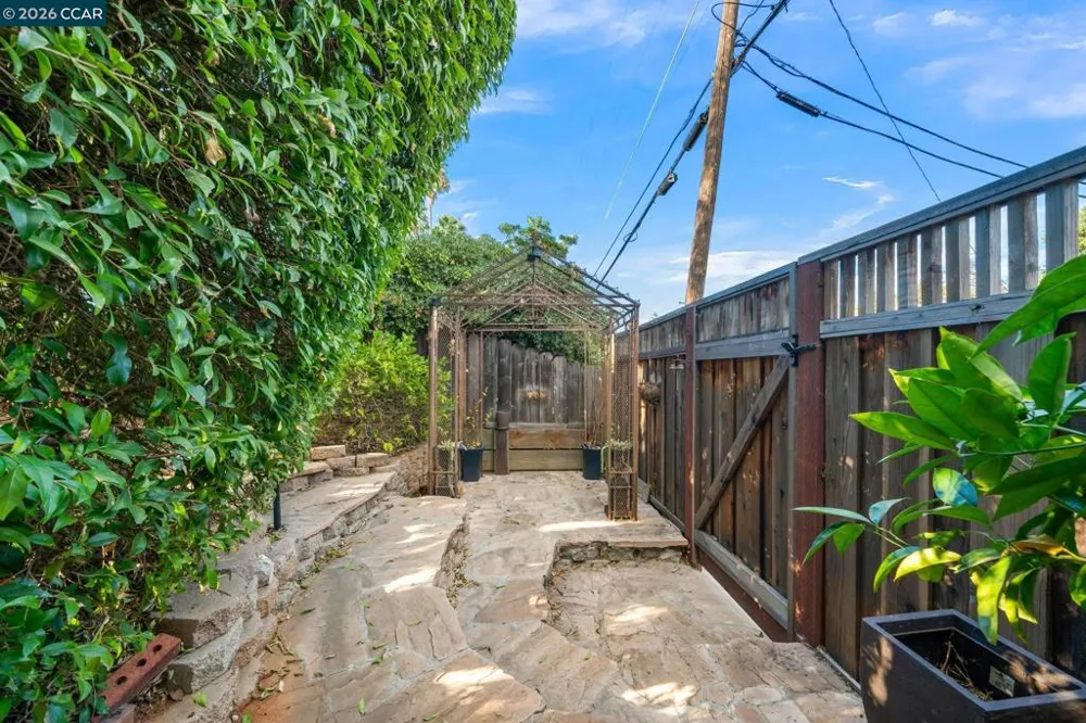 5849 Mitchell Canyon Ct Clayton, CA 94517