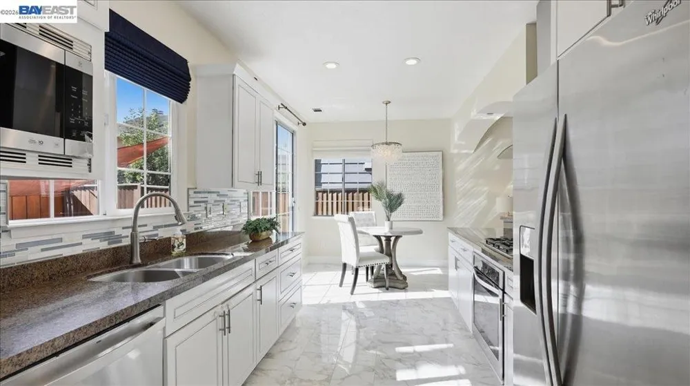 34136 Finnigan Ter Fremont, CA 94555