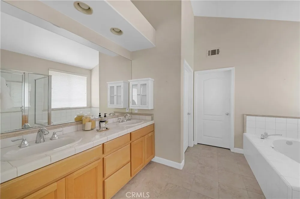 2239 Pacific Avenue #A Costa Mesa, CA 92627