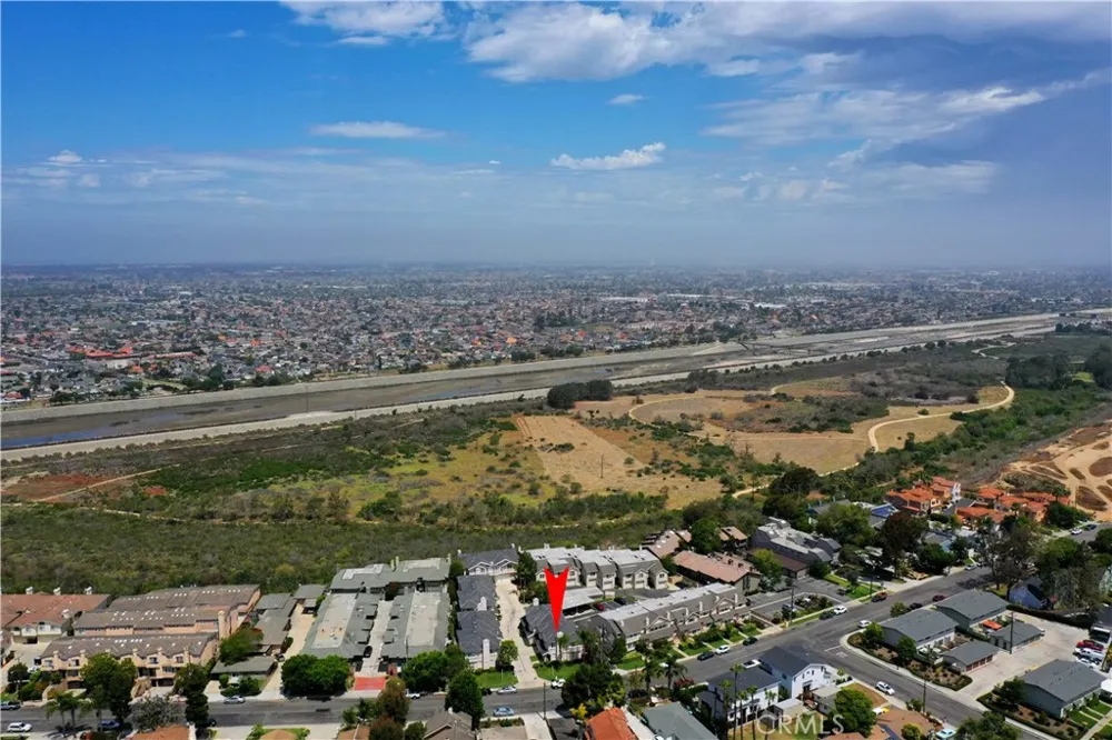 2239 Pacific Avenue #A Costa Mesa, CA 92627