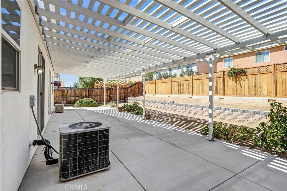 14966 Halona Victorville, CA 92394