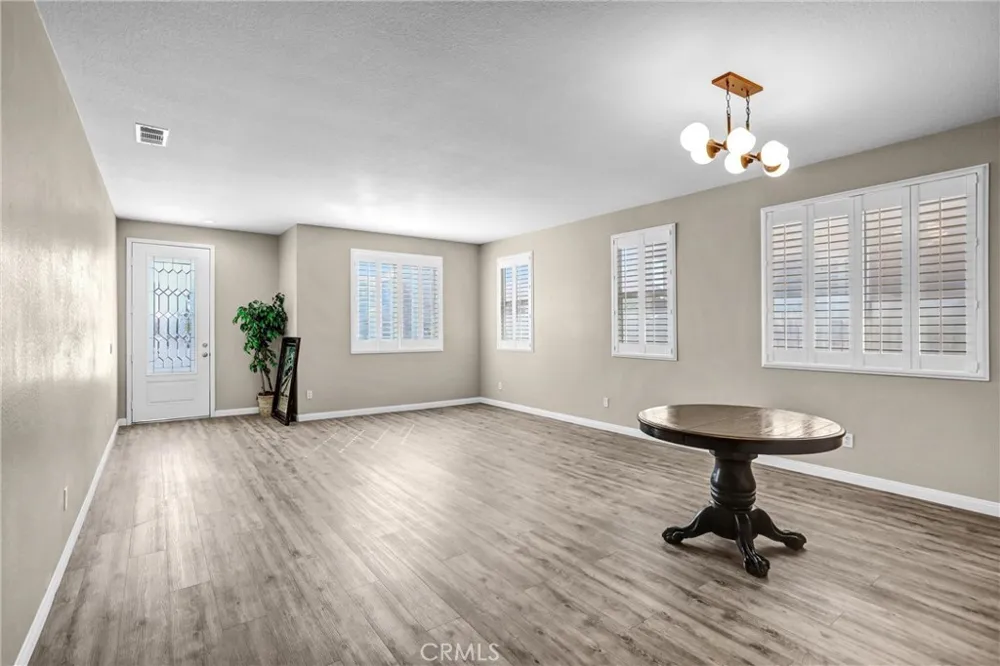 14966 Halona Victorville, CA 92394