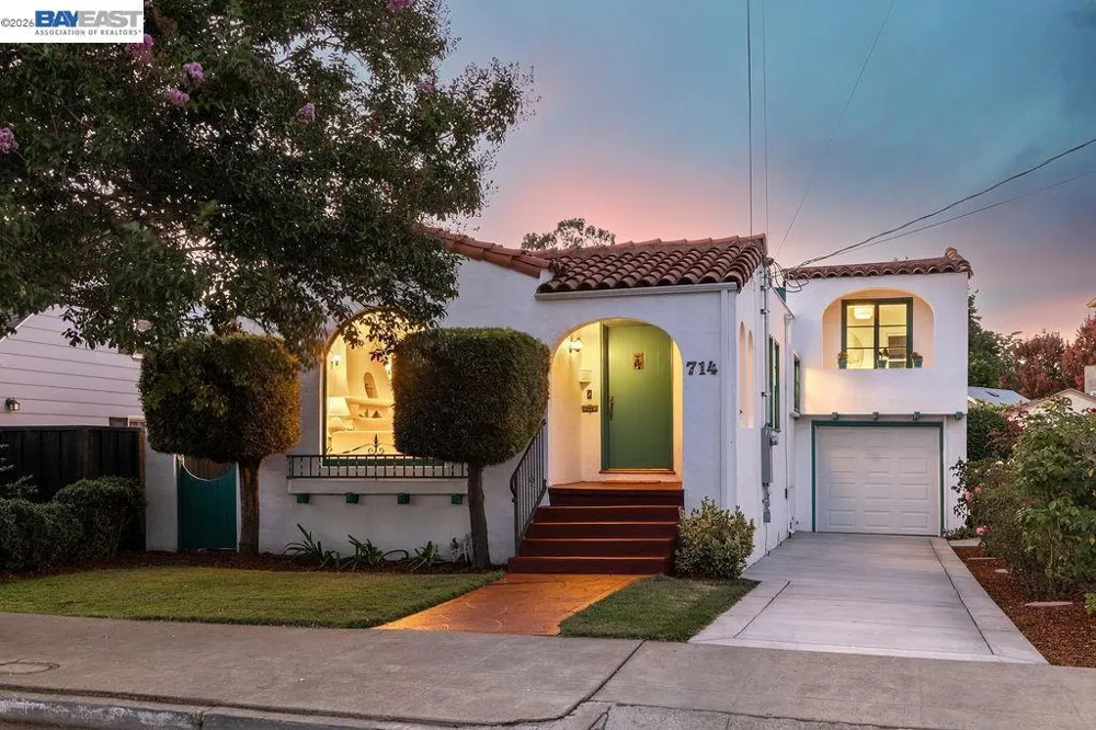 714 Rodney Dr San Leandro, CA 94577