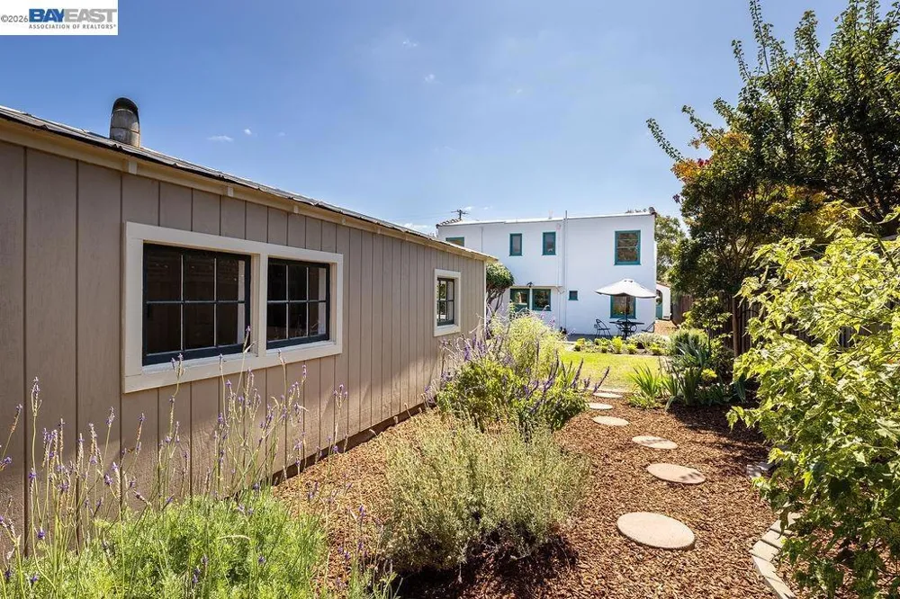 714 Rodney Dr San Leandro, CA 94577
