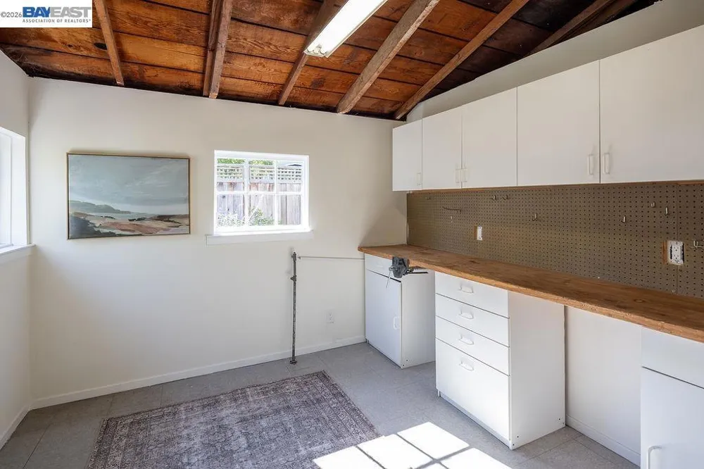 714 Rodney Dr San Leandro, CA 94577
