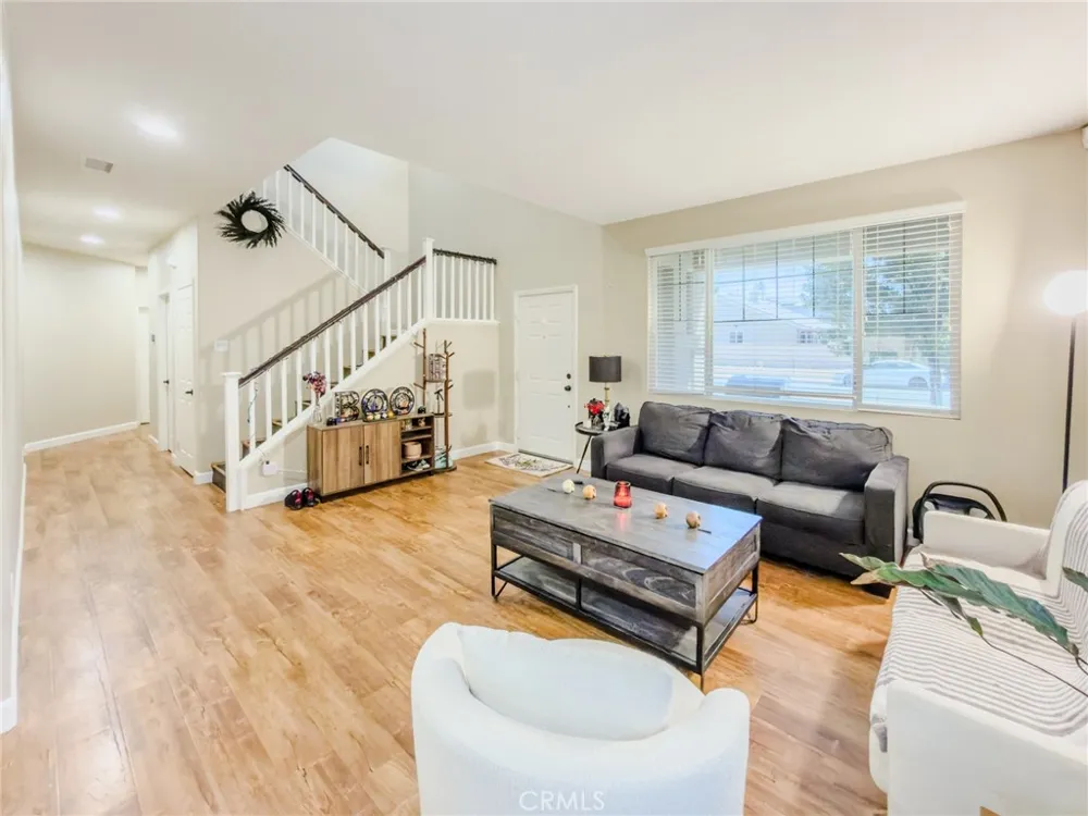 43759 Brandon Thomas Way Lancaster, CA 93536