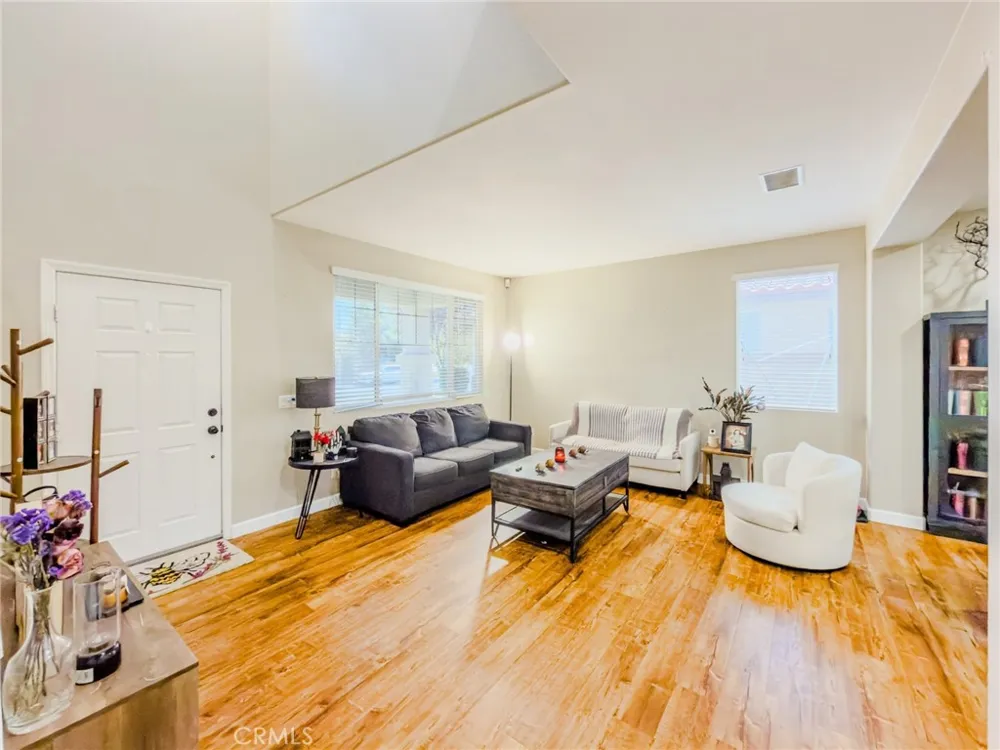 43759 Brandon Thomas Way Lancaster, CA 93536