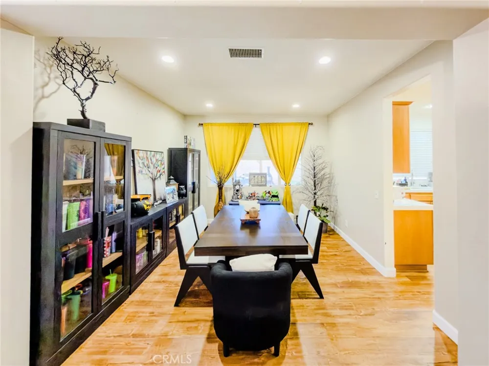 43759 Brandon Thomas Way Lancaster, CA 93536