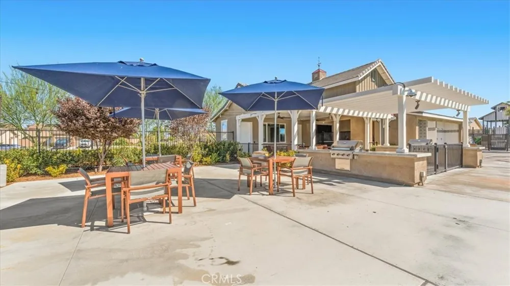 1808 Tapaderos Hemet, CA 92545