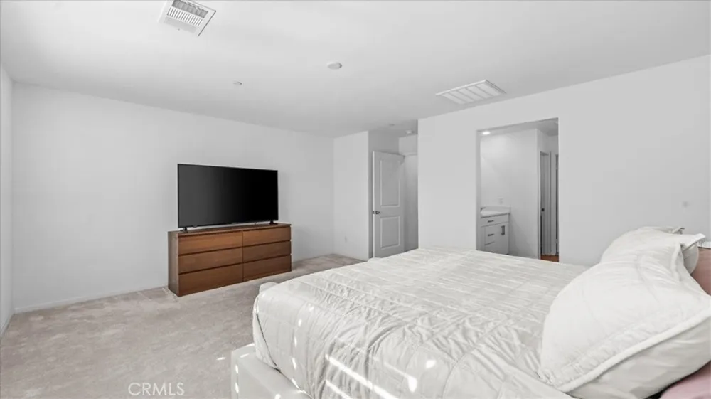 1808 Tapaderos Hemet, CA 92545