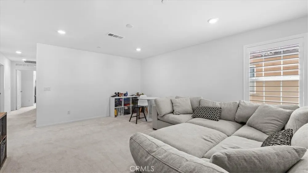 1808 Tapaderos Hemet, CA 92545
