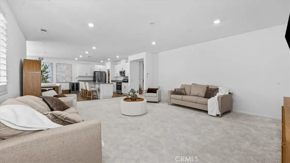 1808 Tapaderos Hemet, CA 92545