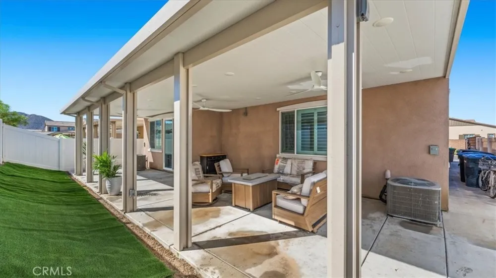 1808 Tapaderos Hemet, CA 92545
