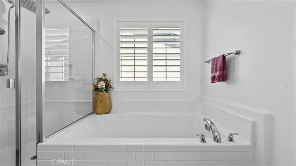 1808 Tapaderos Hemet, CA 92545