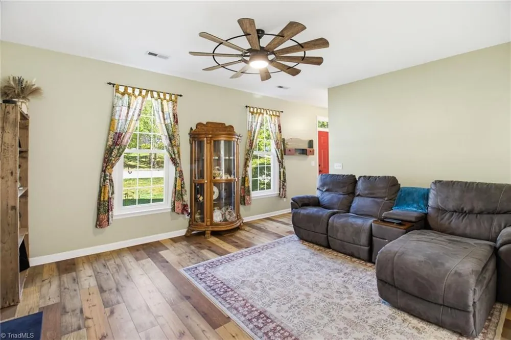 3607 Cardinal Ridge Drive Greensboro, NC 27410