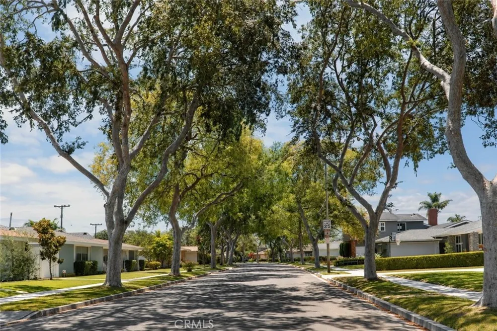 852 Kallin Avenue Long Beach, CA 90815