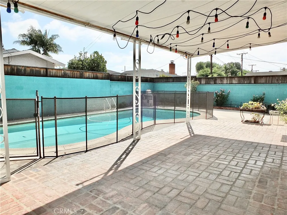 852 Kallin Avenue Long Beach, CA 90815