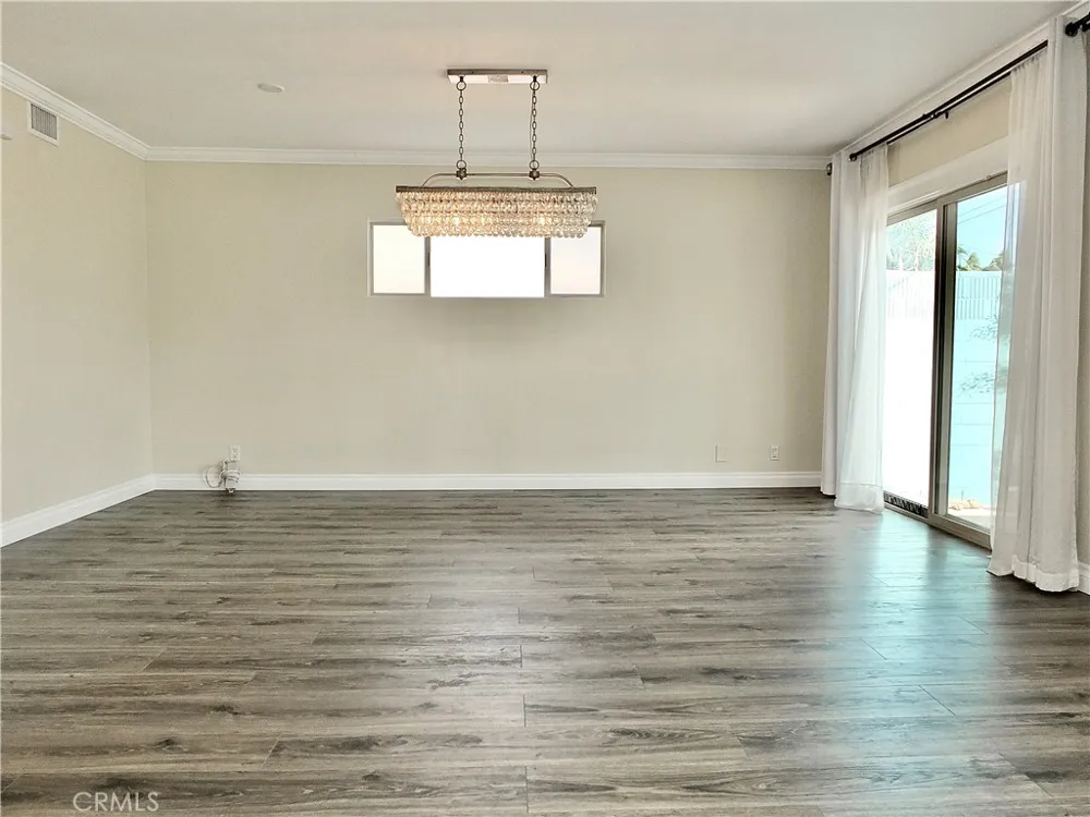 852 Kallin Avenue Long Beach, CA 90815