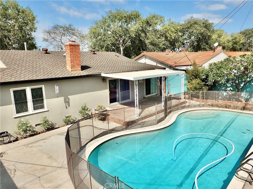 852 Kallin Avenue Long Beach, CA 90815