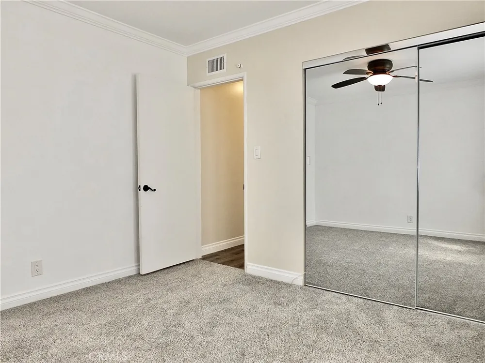 852 Kallin Avenue Long Beach, CA 90815