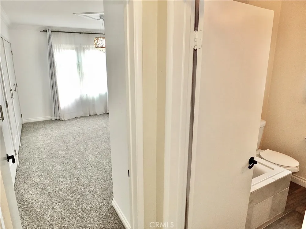 852 Kallin Avenue Long Beach, CA 90815