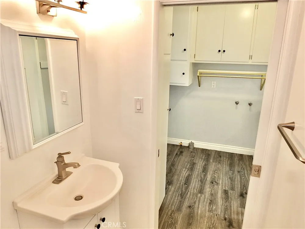 852 Kallin Avenue Long Beach, CA 90815