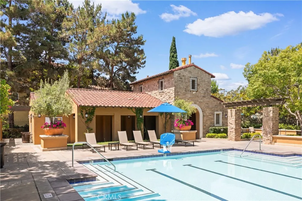 141 Danbrook Irvine, CA 92603