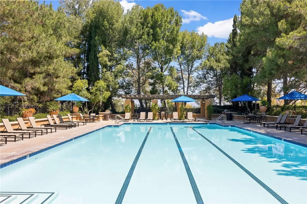 141 Danbrook Irvine, CA 92603