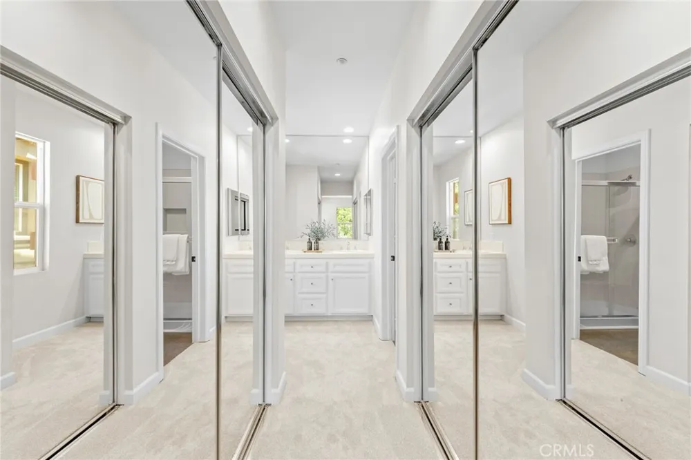141 Danbrook Irvine, CA 92603