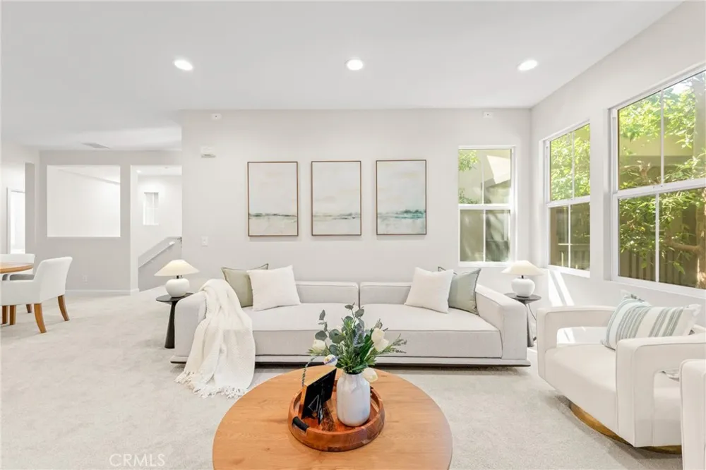 141 Danbrook Irvine, CA 92603