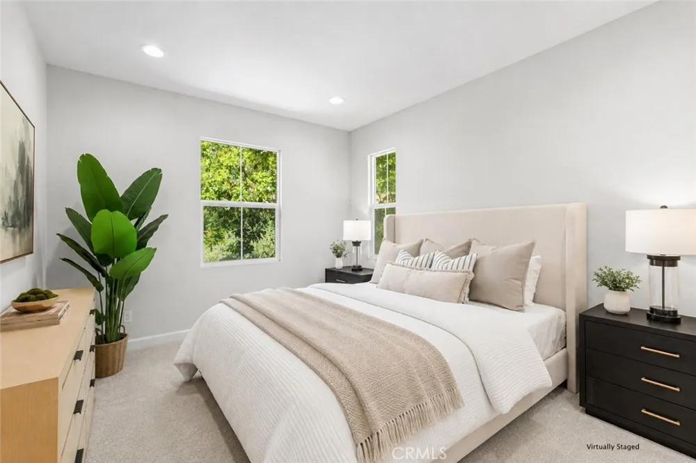 141 Danbrook Irvine, CA 92603
