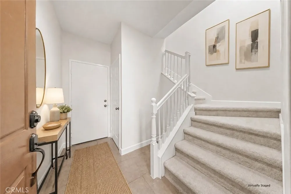 141 Danbrook Irvine, CA 92603