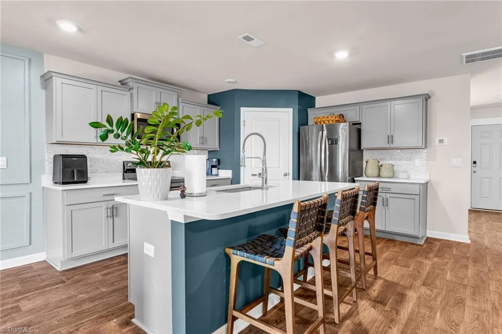 350 Daniel Drive Lexington, NC 27295